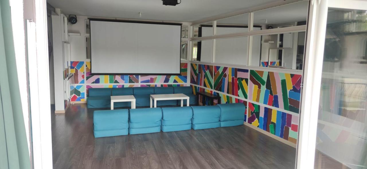 Logement Chambre Seul En Supplement Ou Dortoir Mixte โรกมอเร ภายนอก รูปภาพ