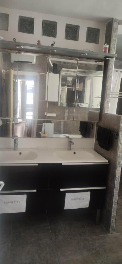 Logement Chambre Seul En Supplement Ou Dortoir Mixte โรกมอเร ภายนอก รูปภาพ